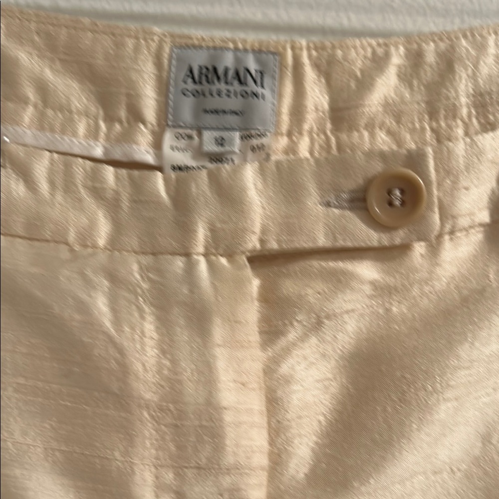 NWOT Armani Collezioni Cream Pants